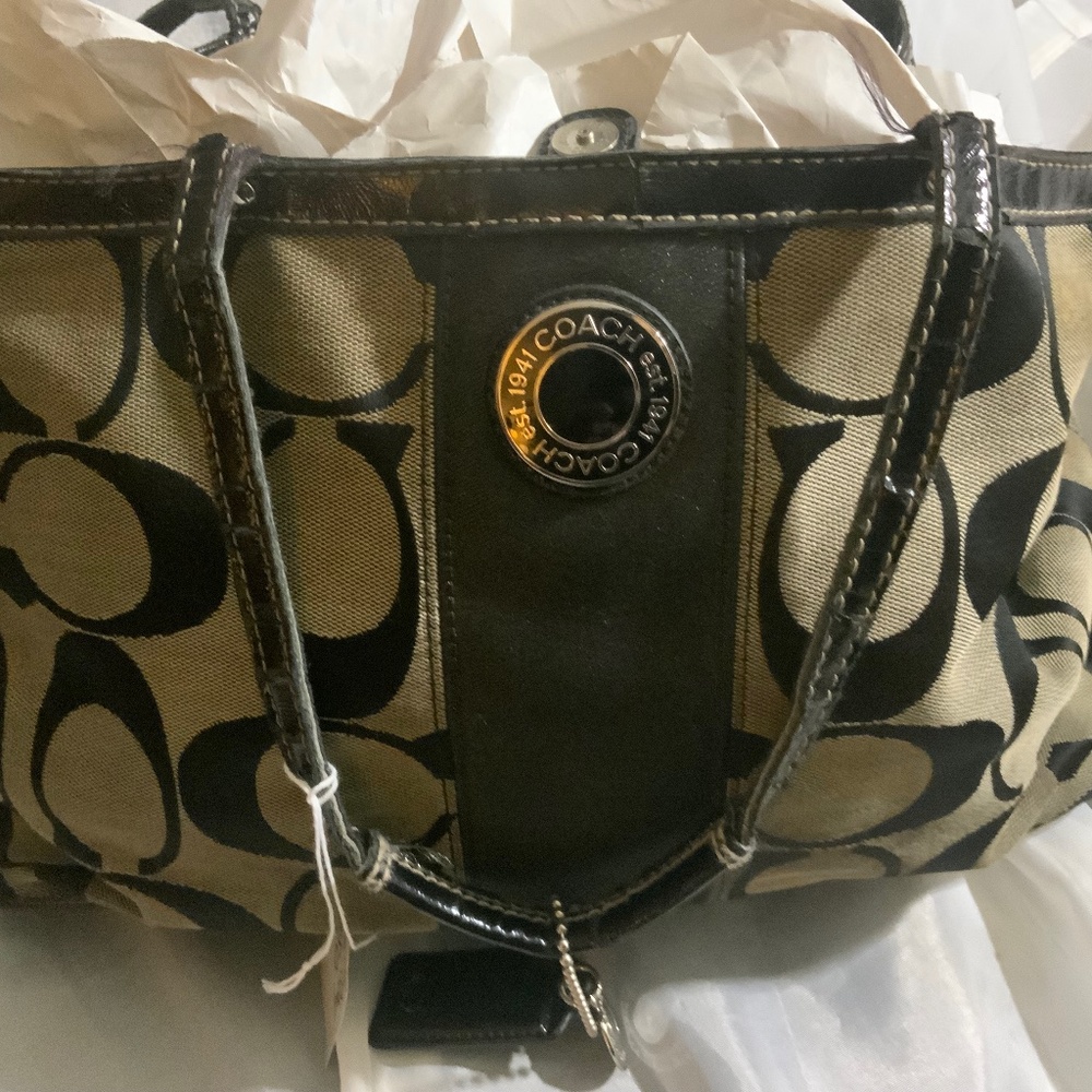 Coach shoulder bag
